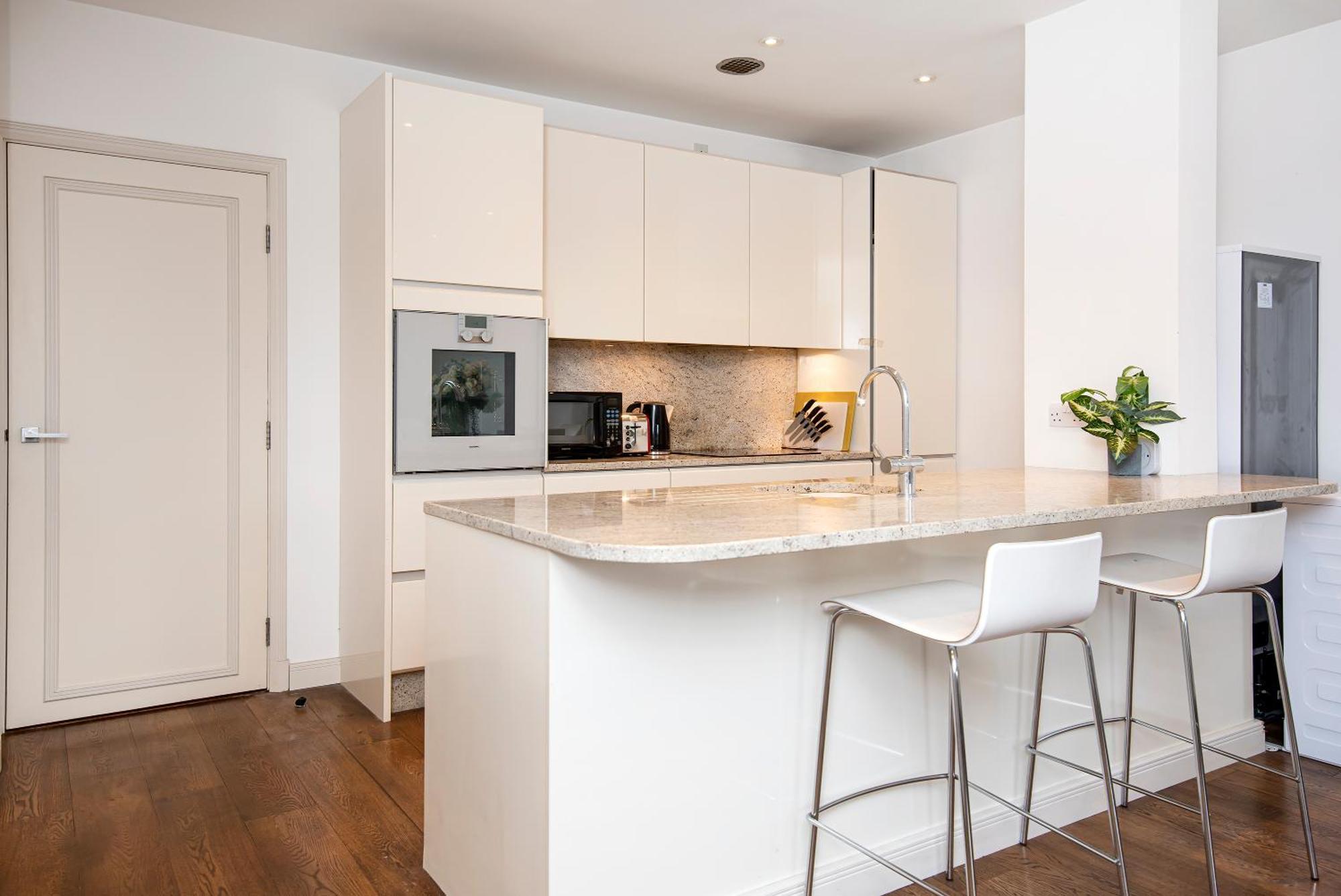Central 2 Bed Maissonette ロンドン エクステリア 写真