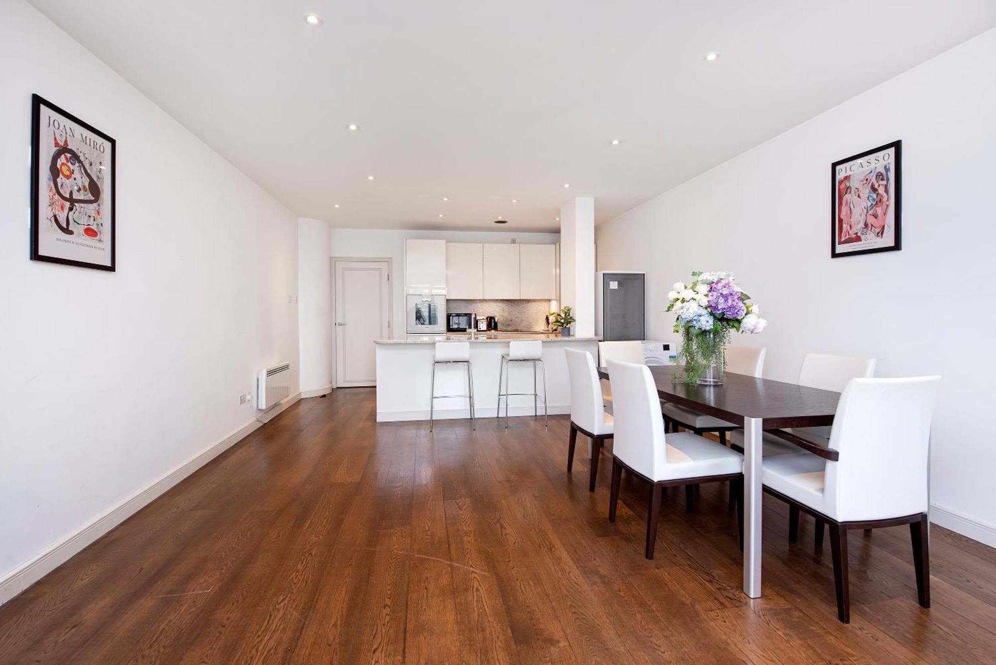 Central 2 Bed Maissonette ロンドン エクステリア 写真
